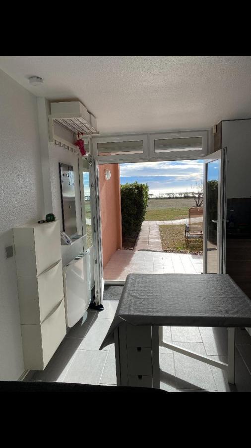 Grand Studio Bord De Mer Plus Piscine Sète Esterno foto